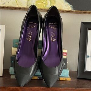 Bronx Black Heels with Purple Lining